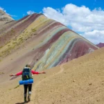 Excursionista Vinicunca Montana Arcoiris Ascenso Cusco